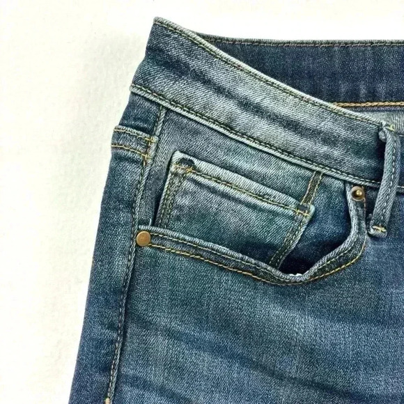 Driftwood Colette Stretch Denim Embroider Cuff Crop Straight Leg Jean Size 30 - Picture 7 of 16